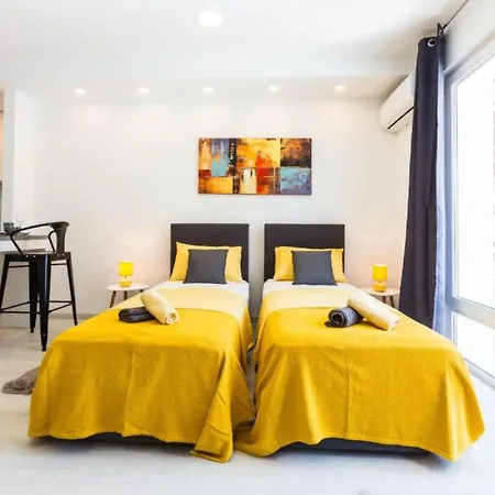 Appartement Spacious Two Sis In With Terrace Zadar