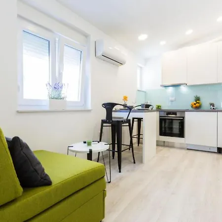 Spacious Two Sis In With Terrace * Zadar